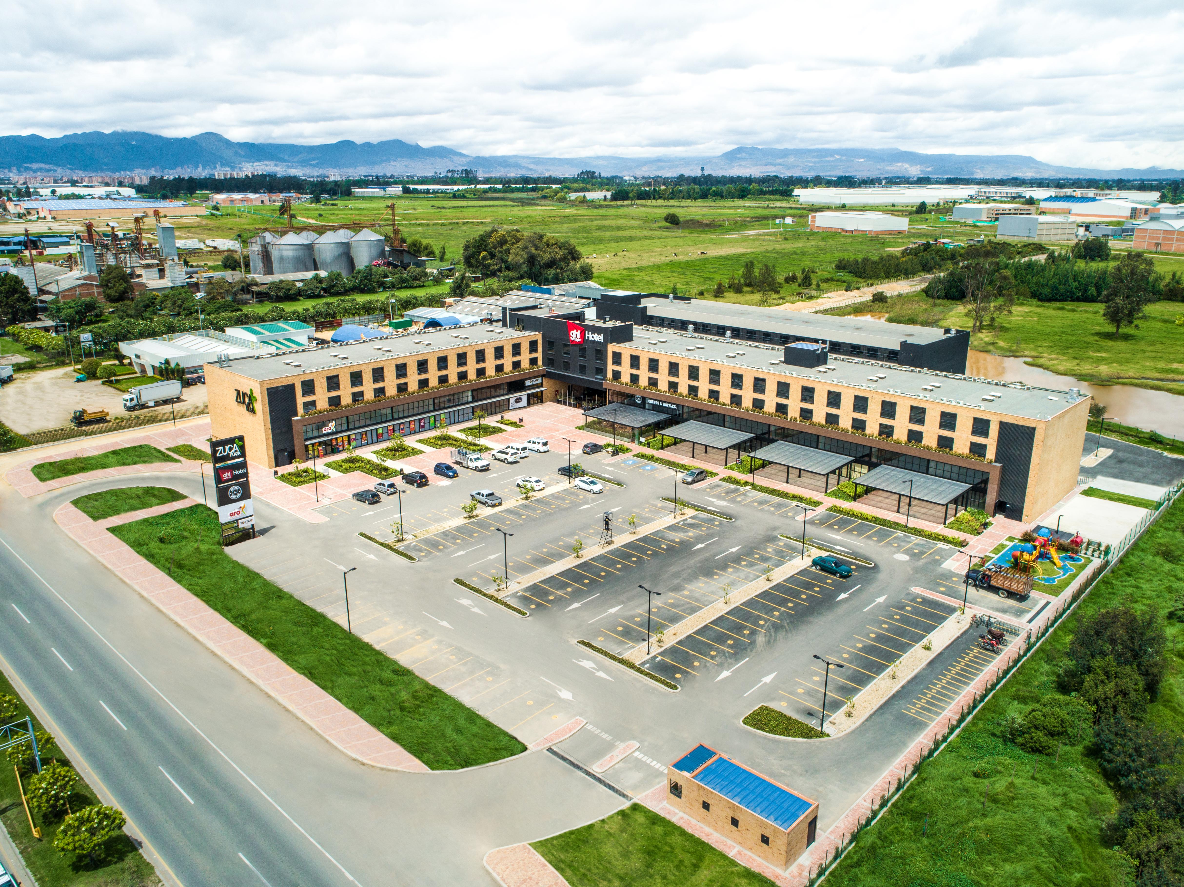 Ghl Hotel Bogota Occidente Exterior photo